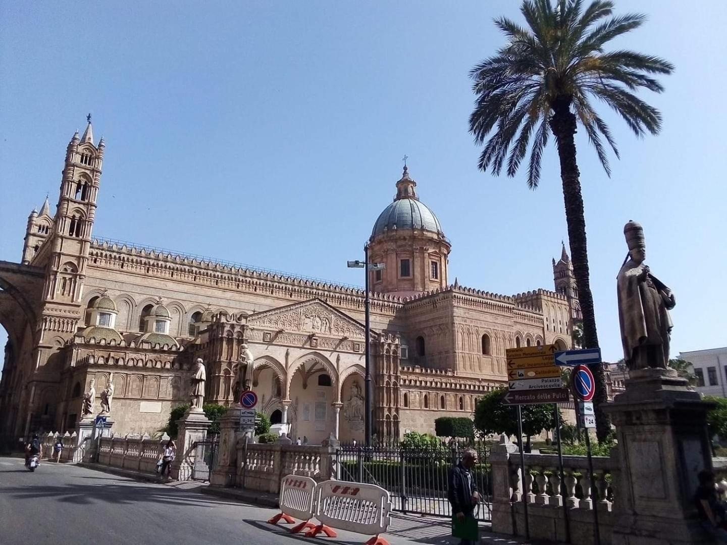 Normanni Homes Palermo Bagian luar foto